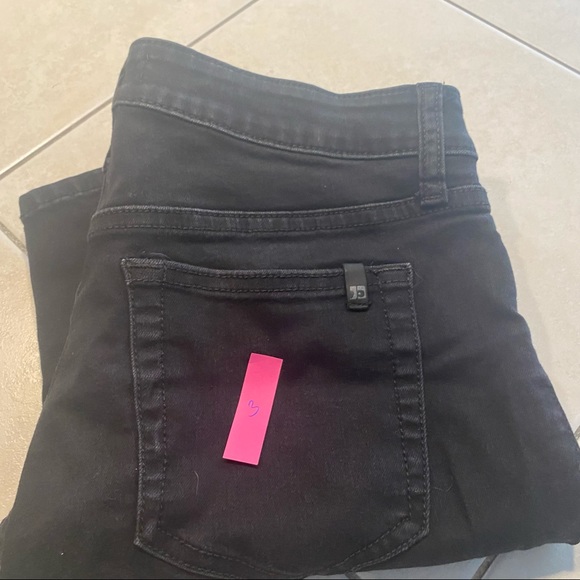 Joe’s Jeans size 28 - Picture 2 of 6